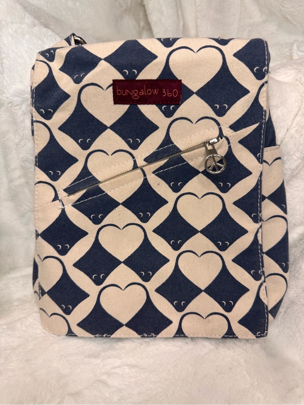 bungalow 360 Navy and Cream Heart Pattern Crossbody